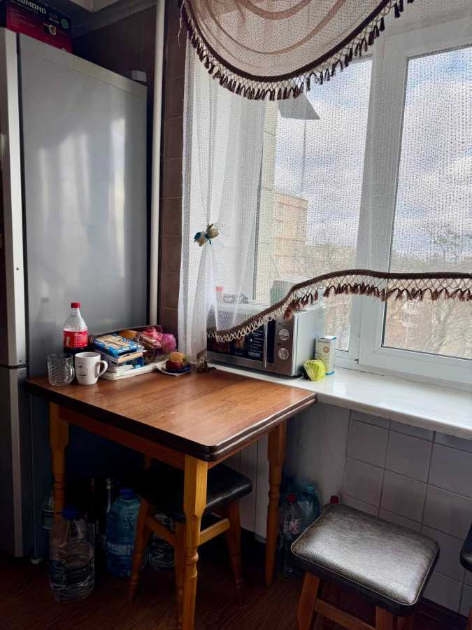 Продаж 2-кімнатної квартири 45 м², Кирилівська вул., 131