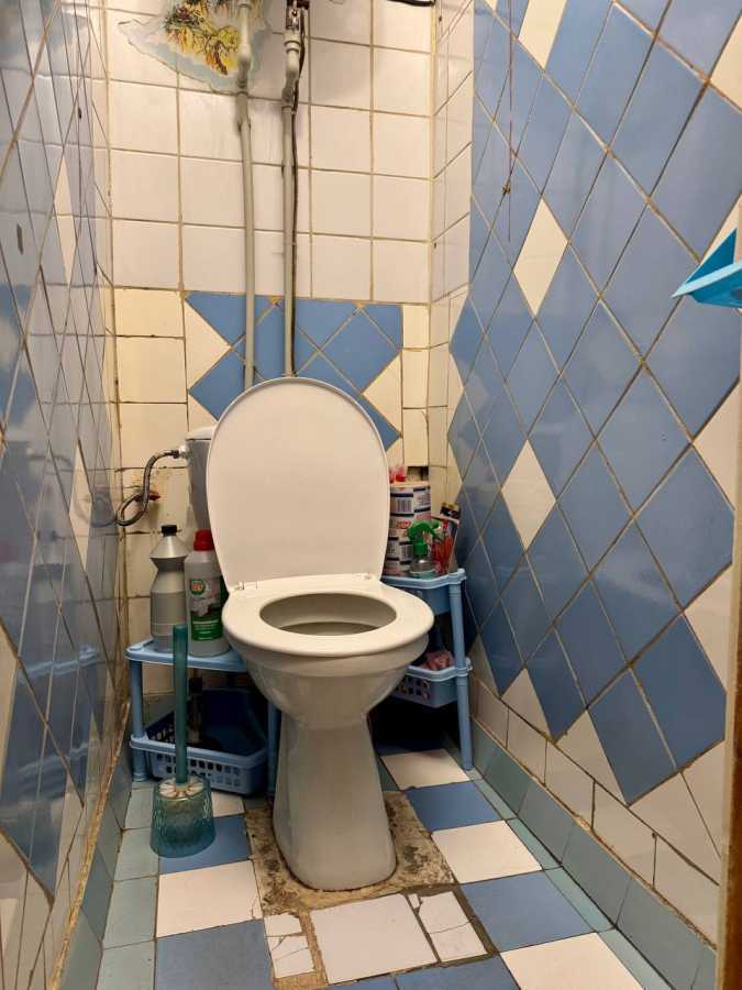 Продаж 2-кімнатної квартири 45 м², Кирилівська вул., 131