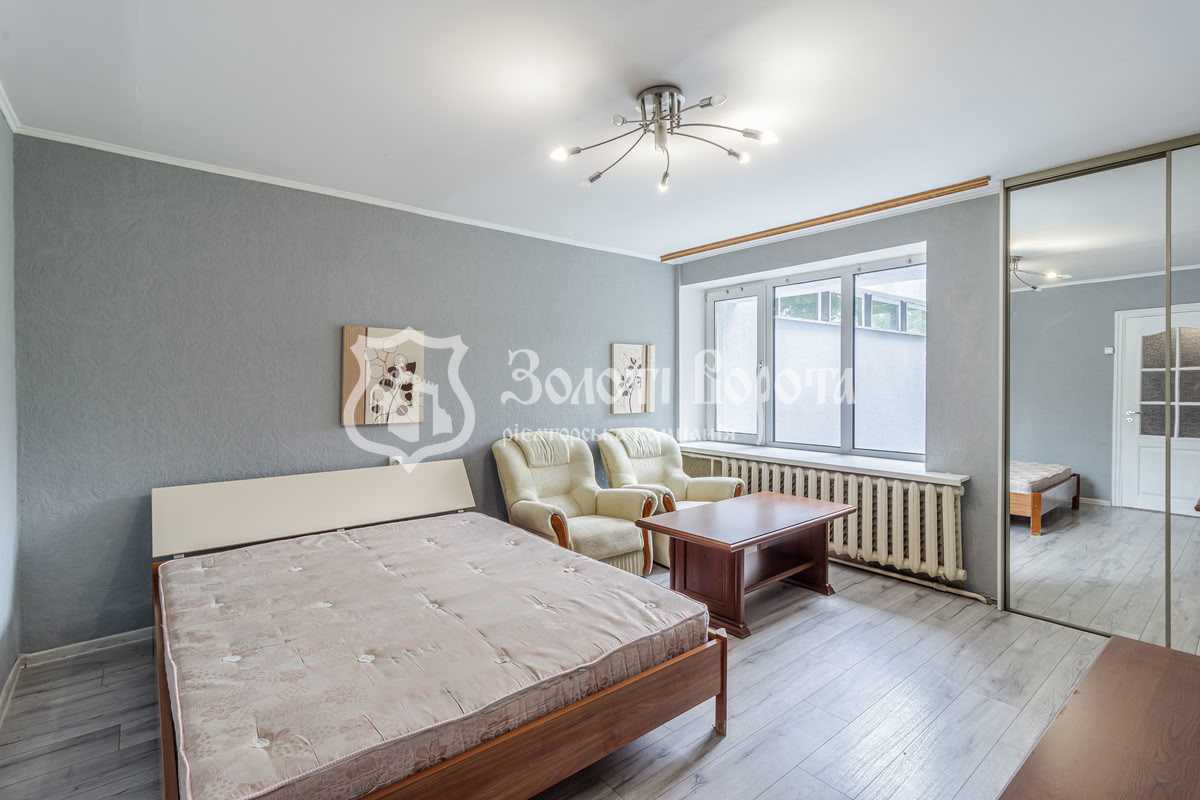 Продаж 1-кімнатної квартири 33 м², Володимира Антоновича вул., 156