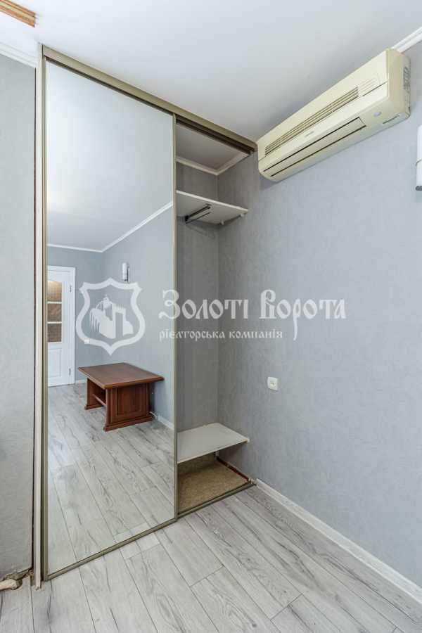Продаж 1-кімнатної квартири 33 м², Володимира Антоновича вул., 156