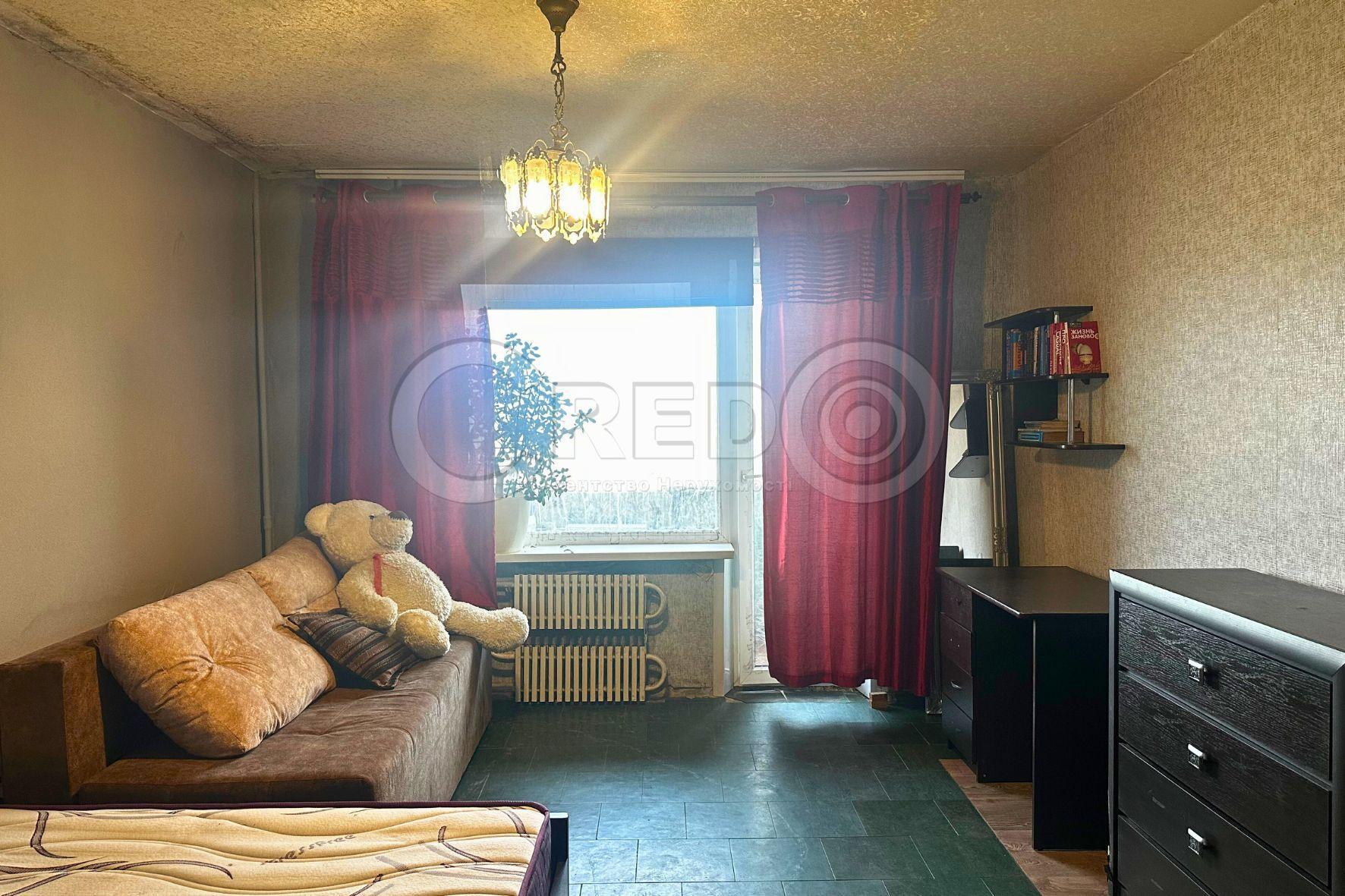 Продаж 1-кімнатної квартири 38 м², Сімонова вул.