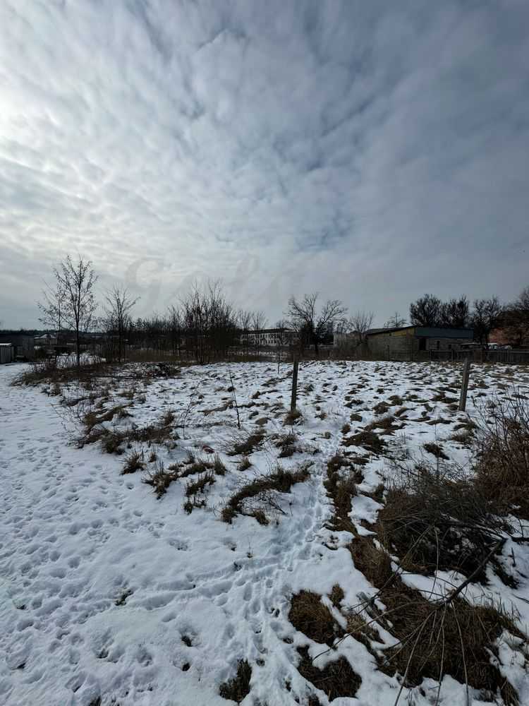 Продаж ділянки під індивідуальне житлове будівництво 20 соток, Центральна вул.