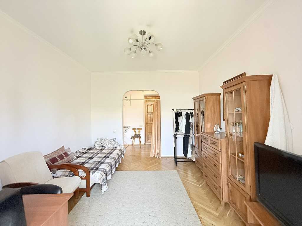 Продаж 3-кімнатної квартири 65 м², Бажова вул., 11/8