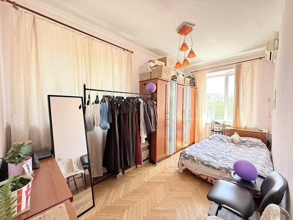 Продаж 3-кімнатної квартири 65 м², Бажова вул., 11/8