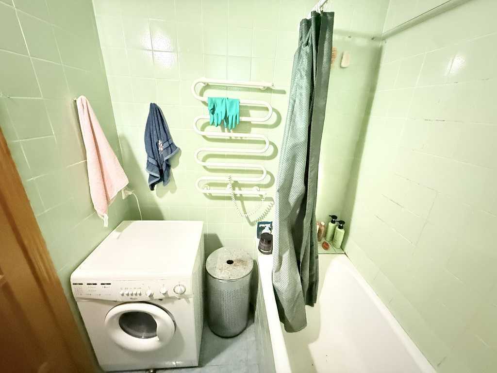 Продаж 3-кімнатної квартири 65 м², Бажова вул., 11/8