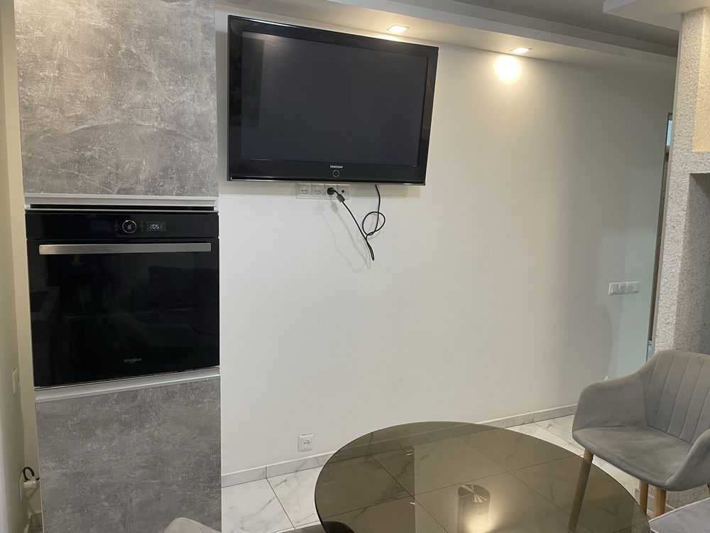 Оренда 2-кімнатної квартири 54 м², Набережна Перемоги вул., 140