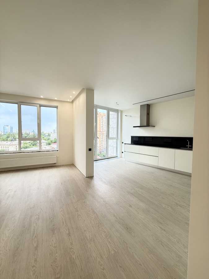 Продаж 3-кімнатної квартири 124.5 м², Василя Тютюнника вул., 28А
