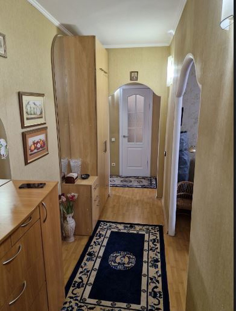 Продажа 3-комнатной квартиры 67 м², Осенняя ул., 9А