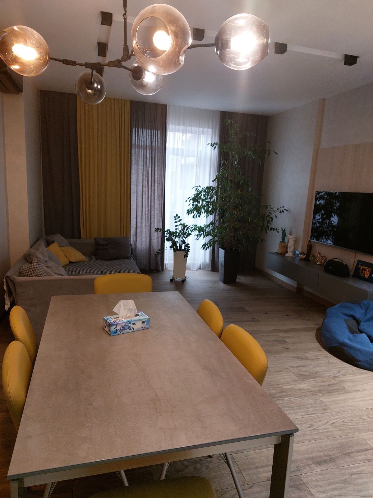 Продаж 3-кімнатної квартири 130 м², Французский бул., 60В