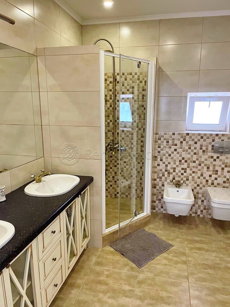 Продажа коттеджа 250 м², Львовская ул.