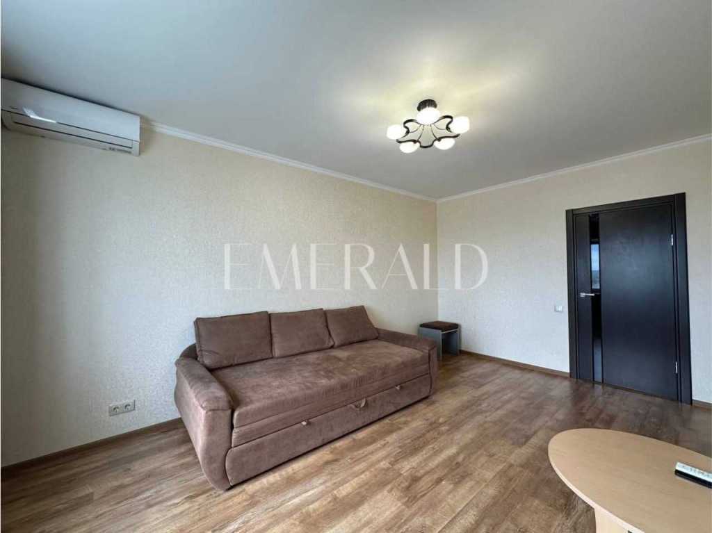 Продаж 1-кімнатної квартири 42.7 м², Костянтина Данькевича вул., 8