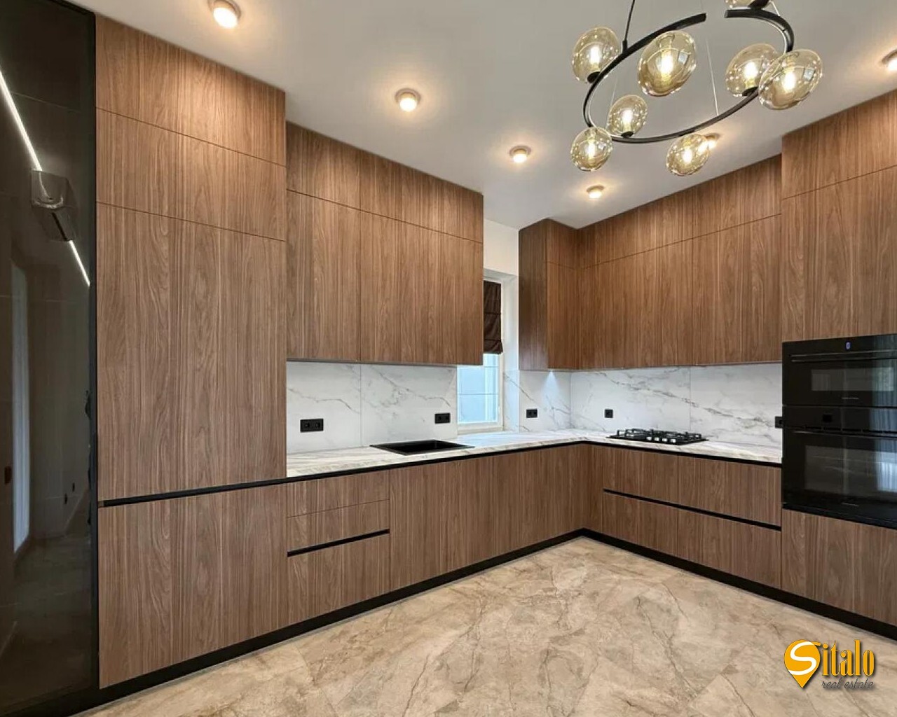 Продаж будинку 158 м²