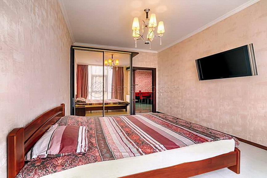 Продаж 3-кімнатної квартири 53 м², Гагарінське Плато вул.