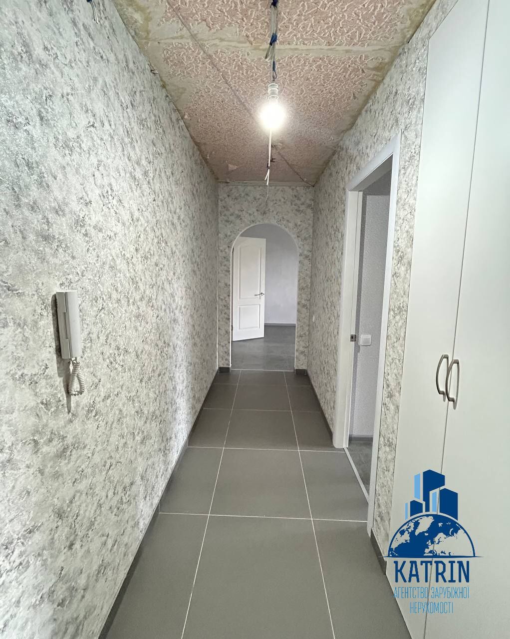 Продажа 3-комнатной квартиры 64 м², Максима Дия ул.