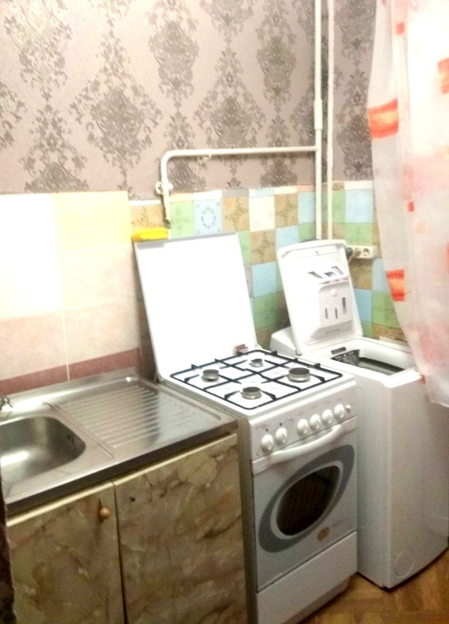 Продаж 1-кімнатної квартири 27 м², Академіка Корольова вул.