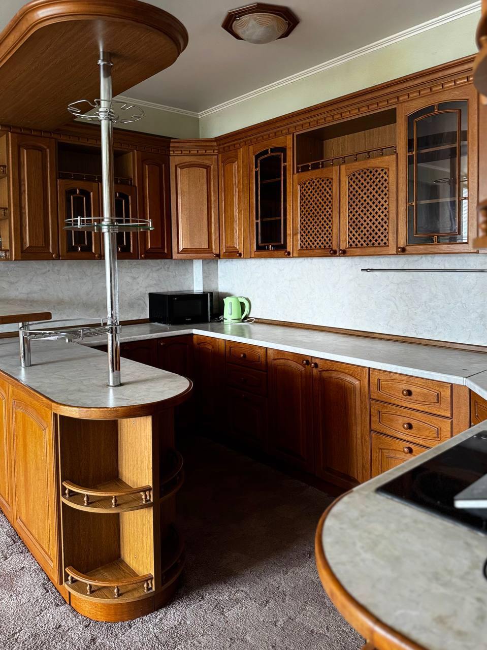 Аренда 4-комнатной квартиры 124 м², Герцена ул., 17-25
