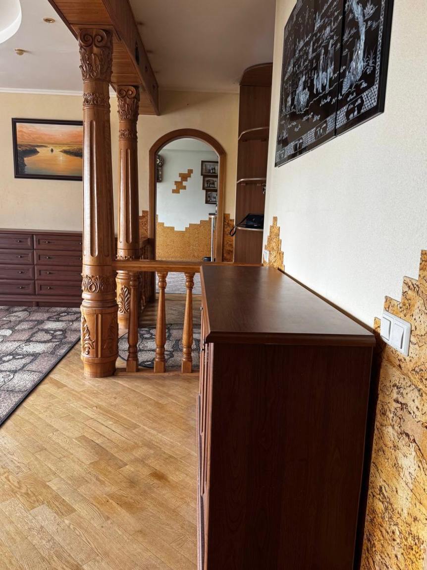 Аренда 4-комнатной квартиры 124 м², Герцена ул., 17-25