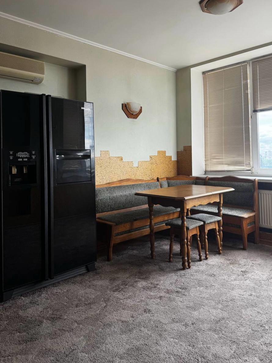 Аренда 4-комнатной квартиры 124 м², Герцена ул., 17-25