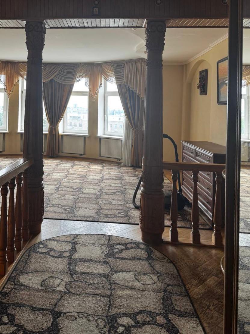 Аренда 4-комнатной квартиры 124 м², Герцена ул., 17-25