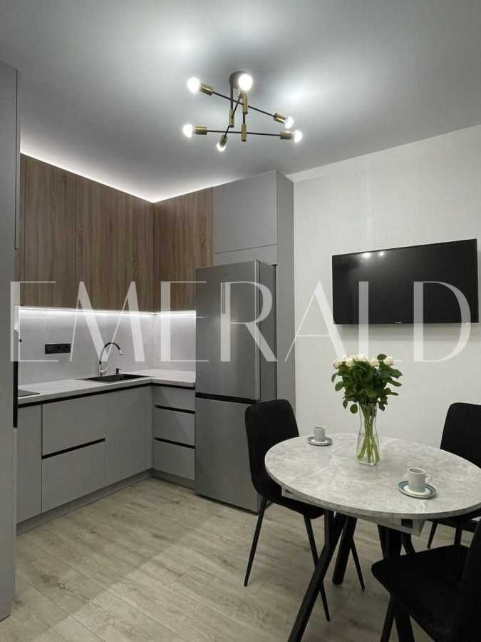 Продаж 1-кімнатної квартири 43.4 м², Івана Виговського вул., 42