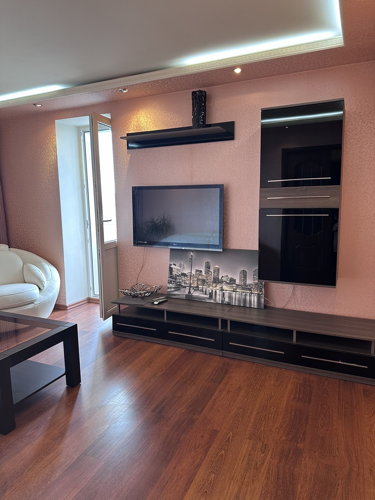 Продаж 2-кімнатної квартири 50 м², Калинова вул., 81