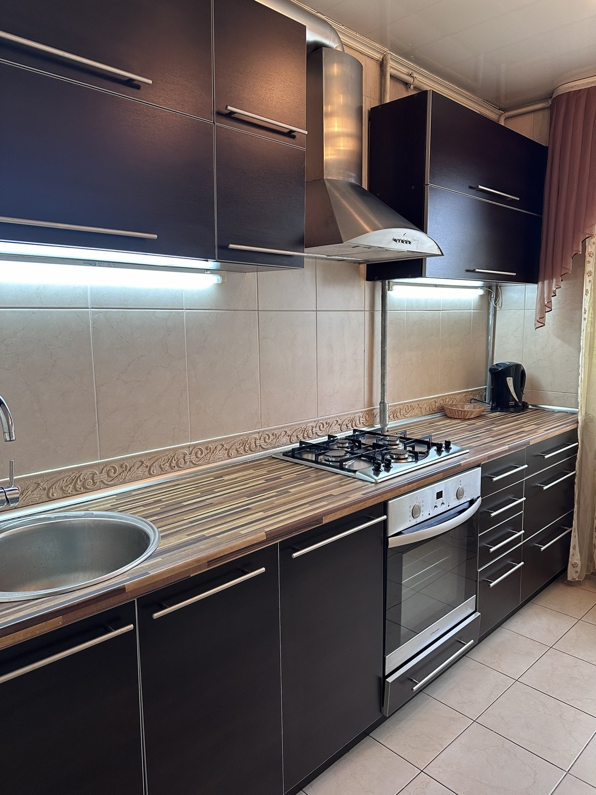 Продаж 2-кімнатної квартири 50 м², Калинова вул., 81