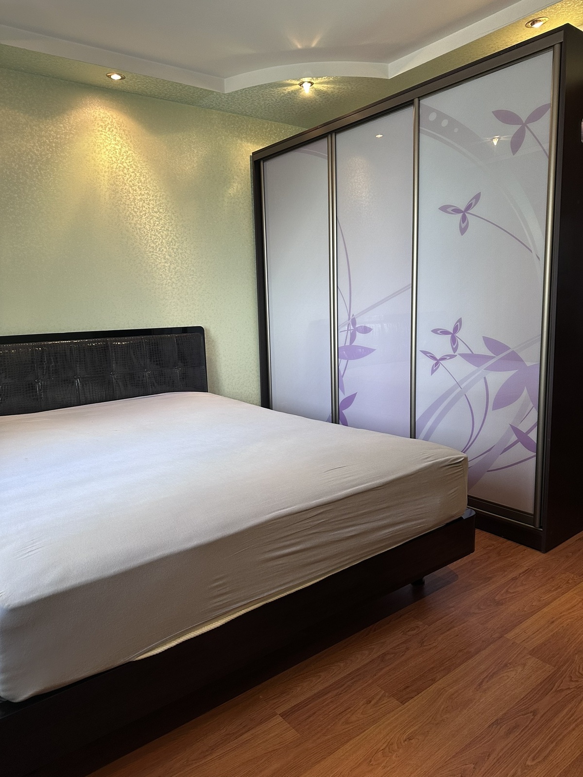 Продаж 2-кімнатної квартири 50 м², Калинова вул., 81