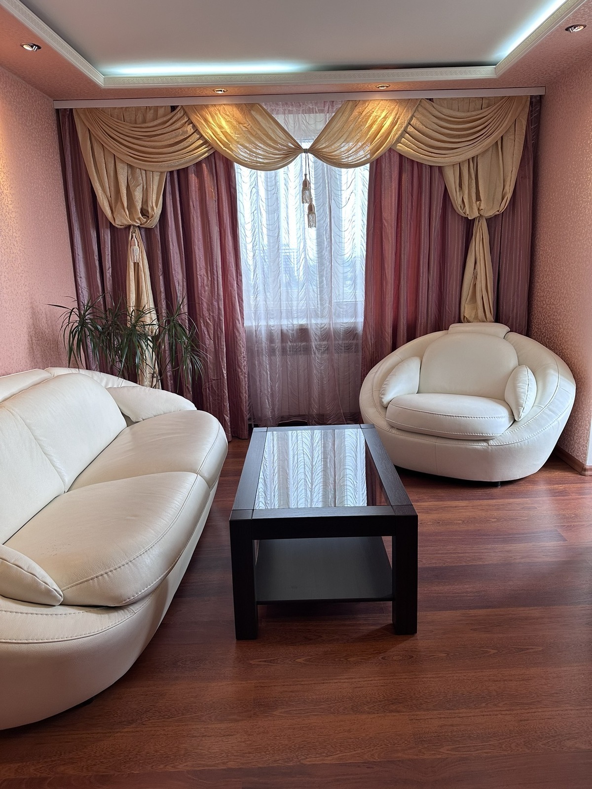 Продаж 2-кімнатної квартири 50 м², Калинова вул., 81