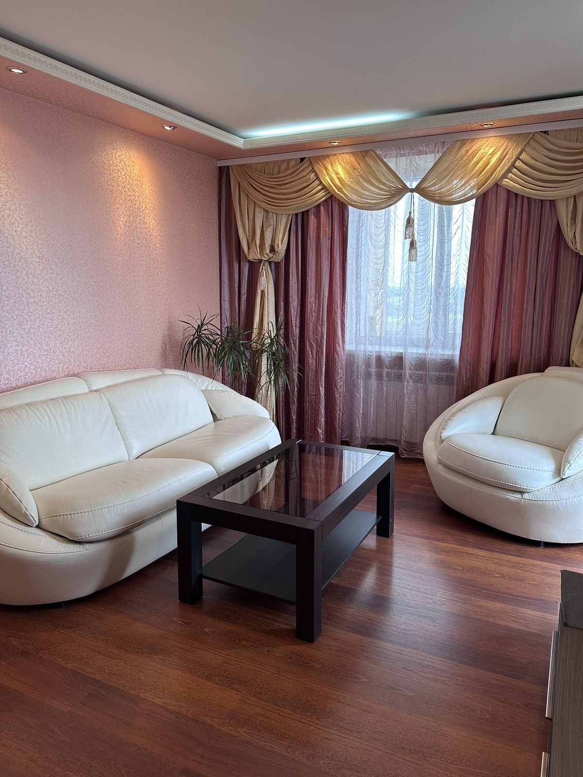 Продаж 2-кімнатної квартири 50 м², Калинова вул., 81