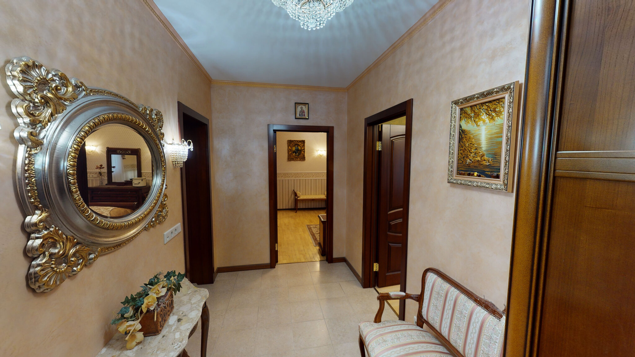 Продажа 3-комнатной квартиры 95 м², Введенская ул., 1