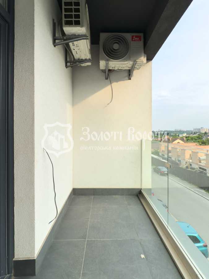 Продаж 2-кімнатної квартири 73.2 м², Університетська вул., 17А