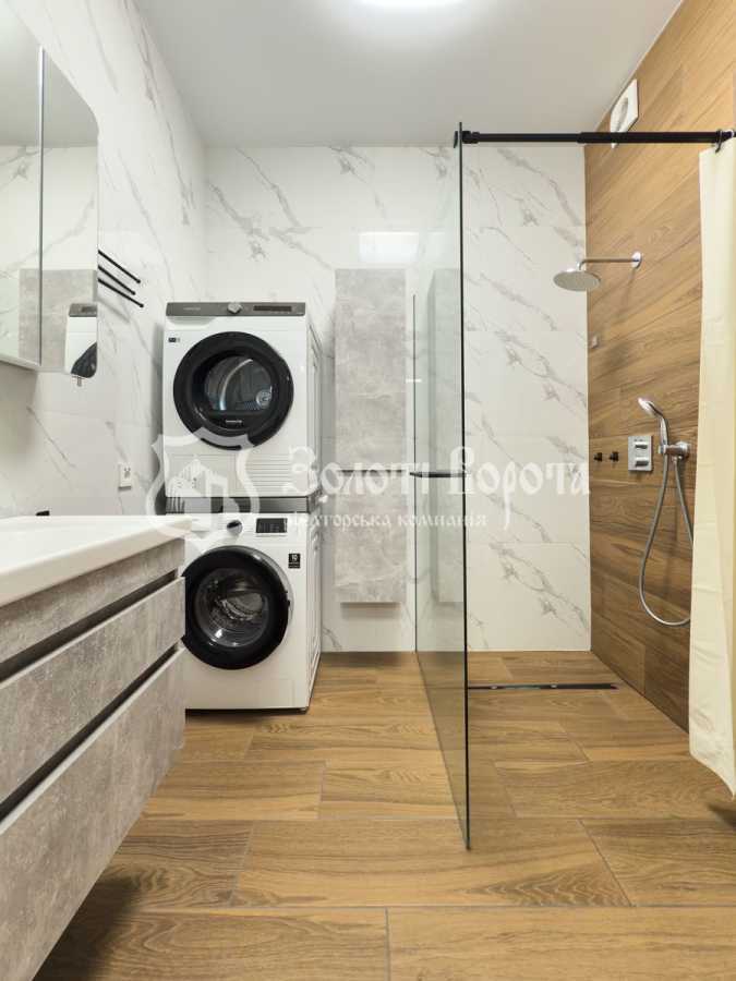 Продаж 2-кімнатної квартири 73.2 м², Університетська вул., 17А