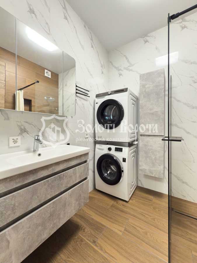 Продаж 2-кімнатної квартири 73.2 м², Університетська вул., 17А