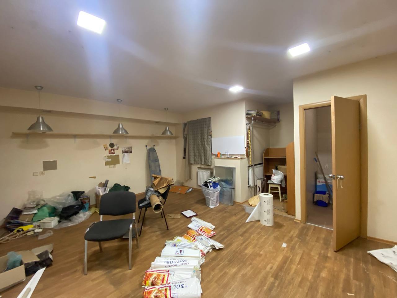 Продаж комерції 199 м², Херсонська вул., 16