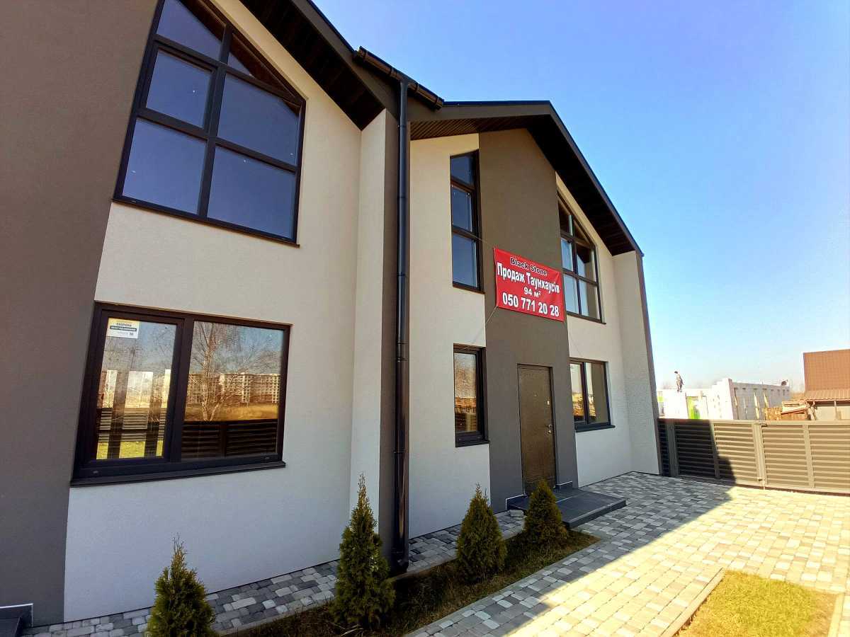 Продаж таунхауса 94 м², Свободи вул.