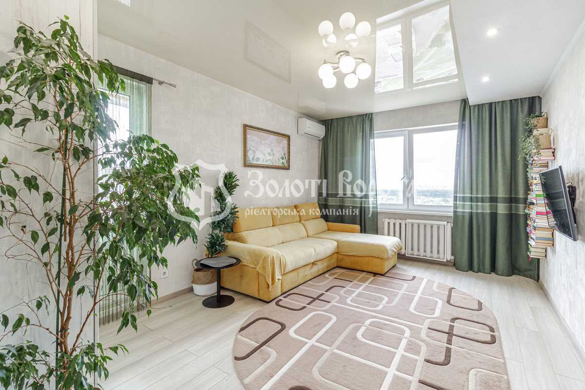 Продаж 3-кімнатної квартири 74 м², Миколи Лаврухіна вул., 16