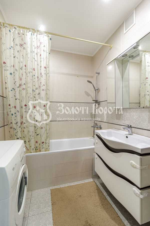 Продаж 3-кімнатної квартири 74 м², Миколи Лаврухіна вул., 16