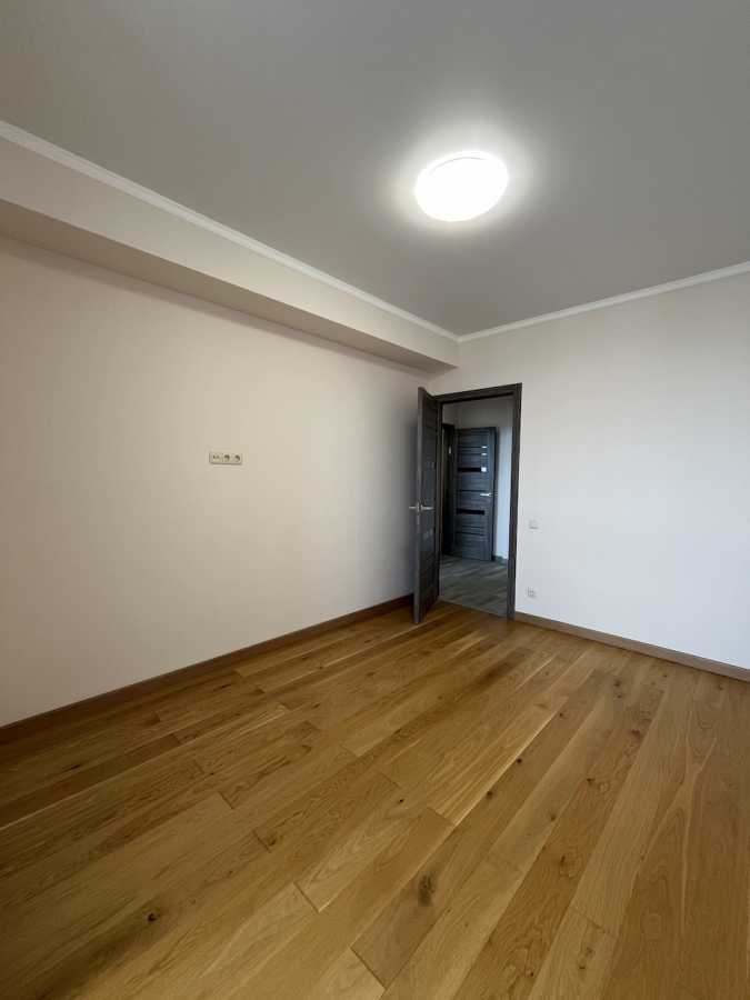 Продаж 3-кімнатної квартири 90 м², Юрія Пасхаліна вул., 17