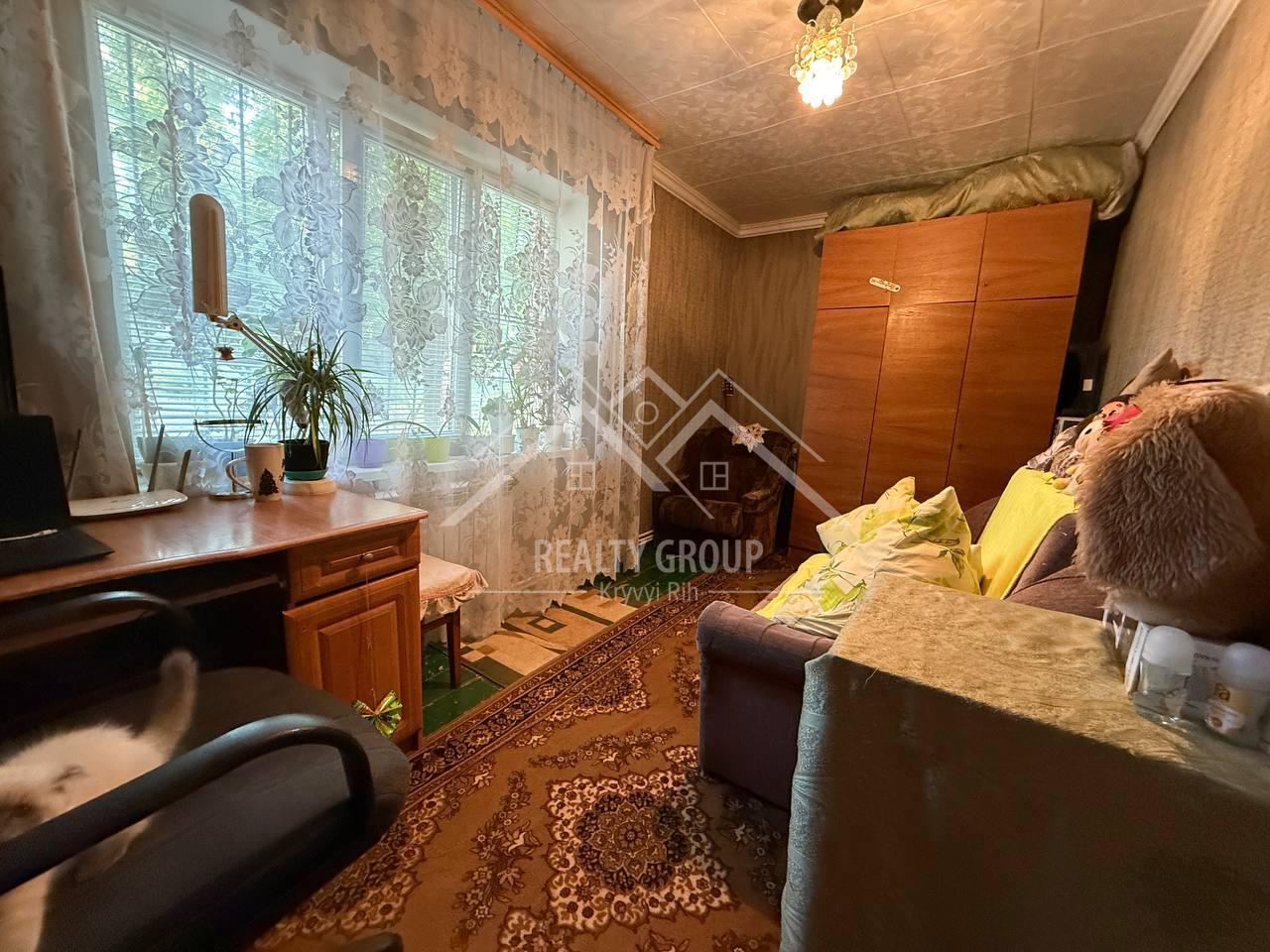 Продаж 2-кімнатної квартири 42.7 м², Вокзальна вул., 18