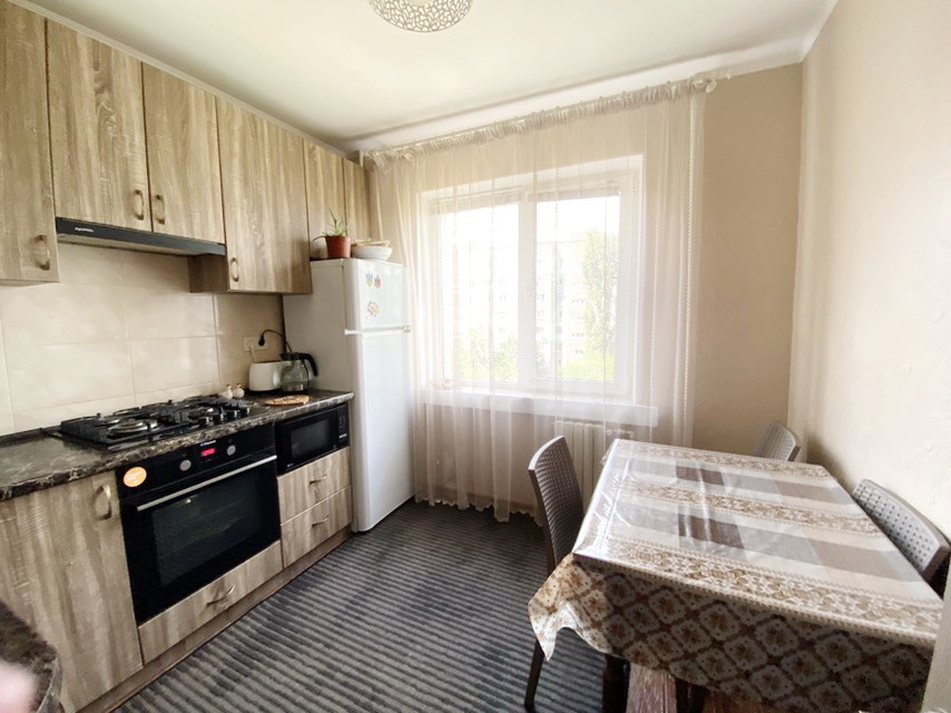 Продажа 2-комнатной квартиры 52 м², Озерная ул.