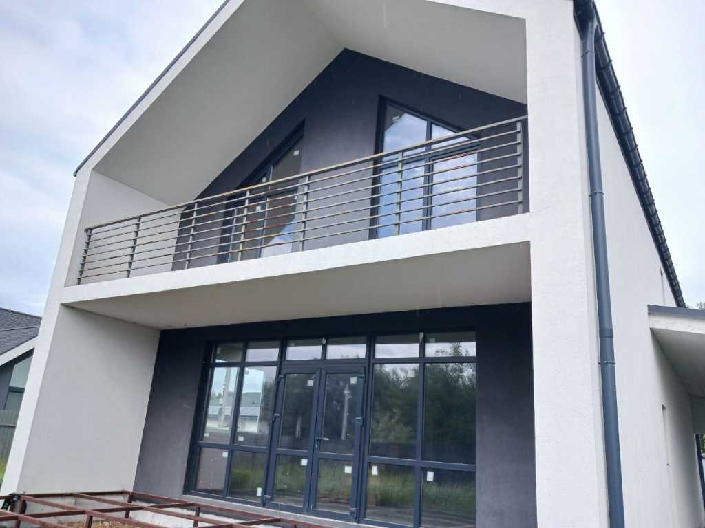 Продажа коттеджа 160 м², Деснянская