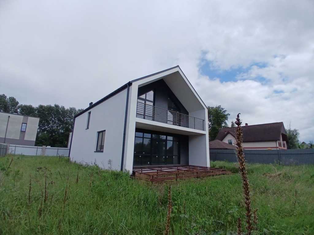 Продажа коттеджа 160 м², Деснянская