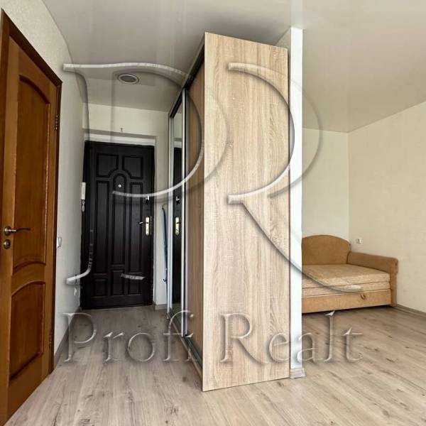 Продаж 1-кімнатної квартири 22 м², Березняківська вул., 24Б