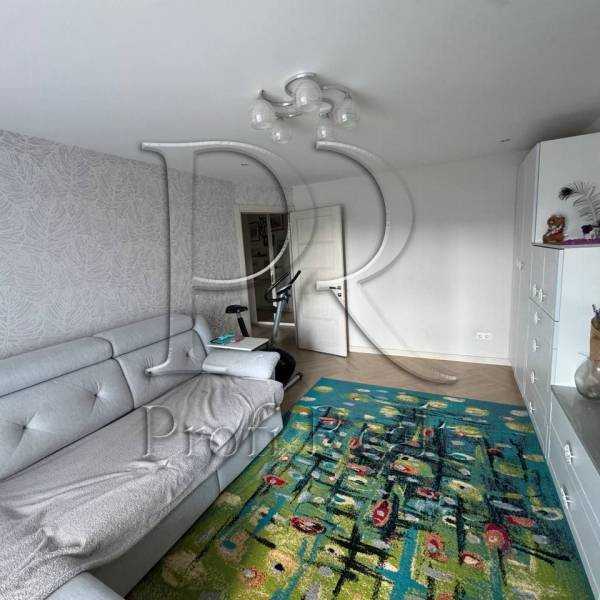 Продаж 3-кімнатної квартири 68 м², Архітектора Вербицького вул., 8