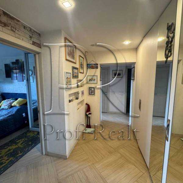 Продаж 3-кімнатної квартири 68 м², Архітектора Вербицького вул., 8
