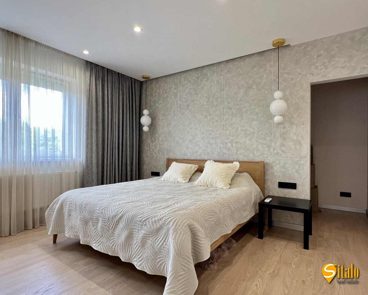 Продажа дома 1800 м², 1-я Озерная ул.