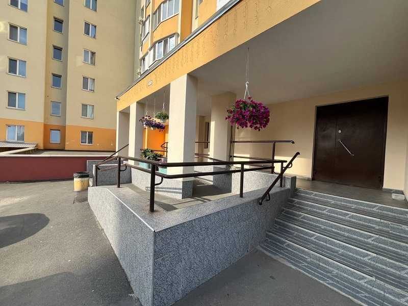 Продаж 1-кімнатної квартири 36.5 м², Сергія Москаленко вул., 53