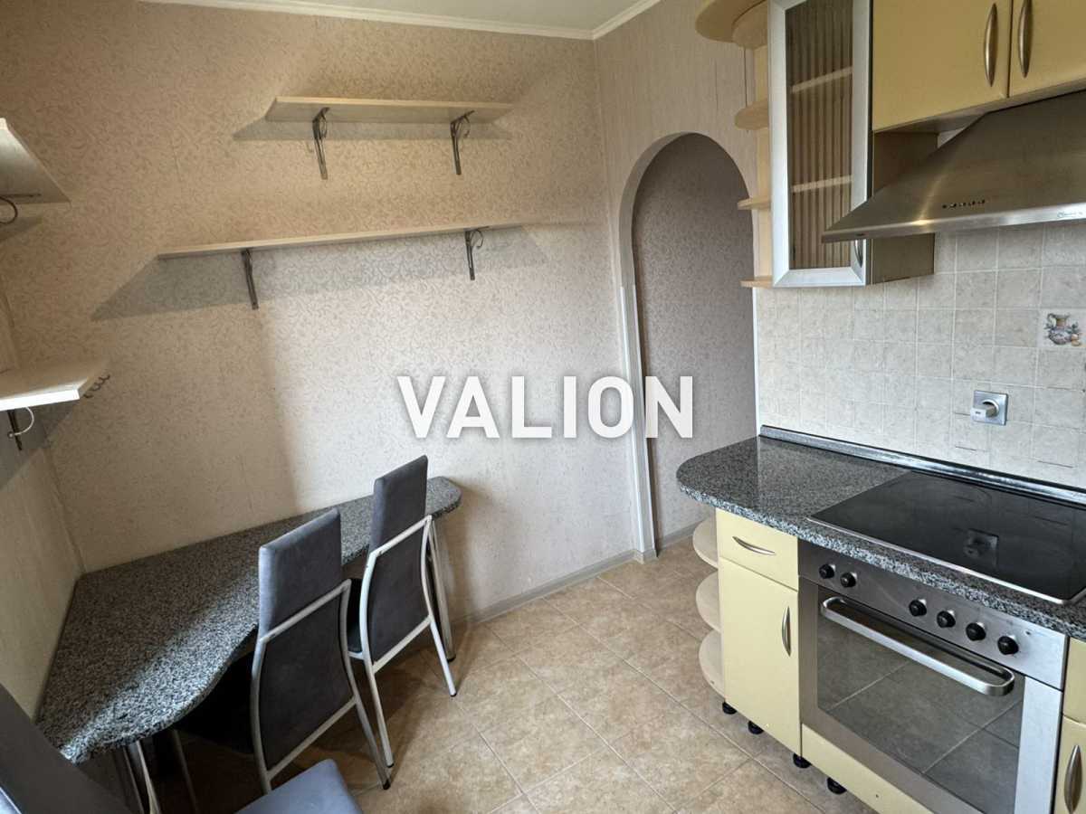 Продаж 3-кімнатної квартири 74.3 м², Володимира Маяковського просп., 69