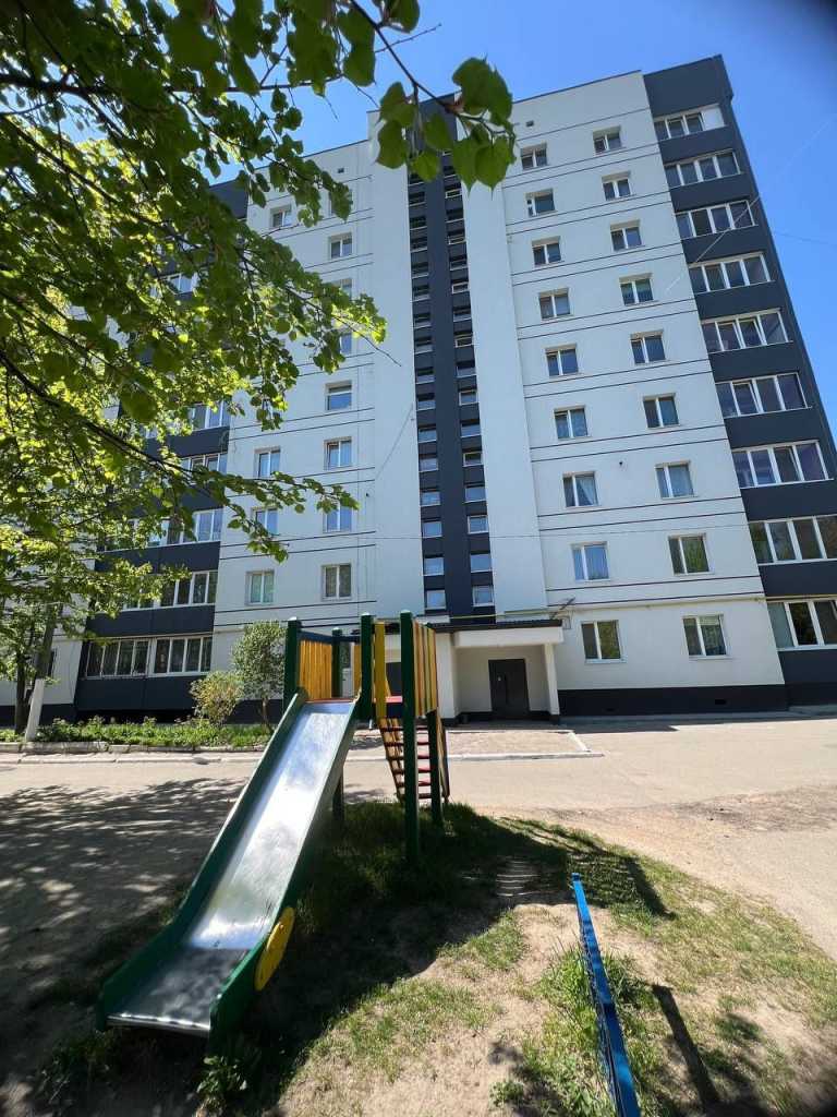 Продаж 2-кімнатної квартири 55 м², Яблунська вул., 318А