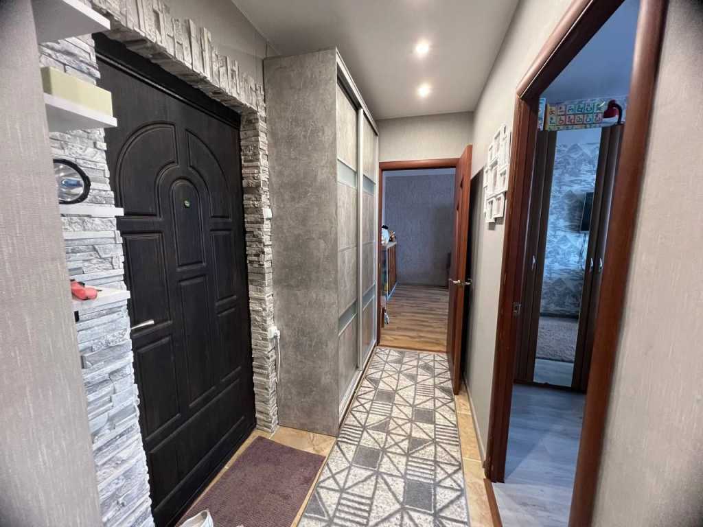 Продаж 2-кімнатної квартири 55 м², Яблунська вул., 318А